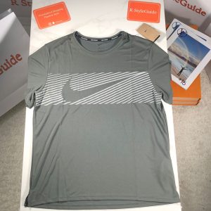 Nike Grey Challenger T-shirt